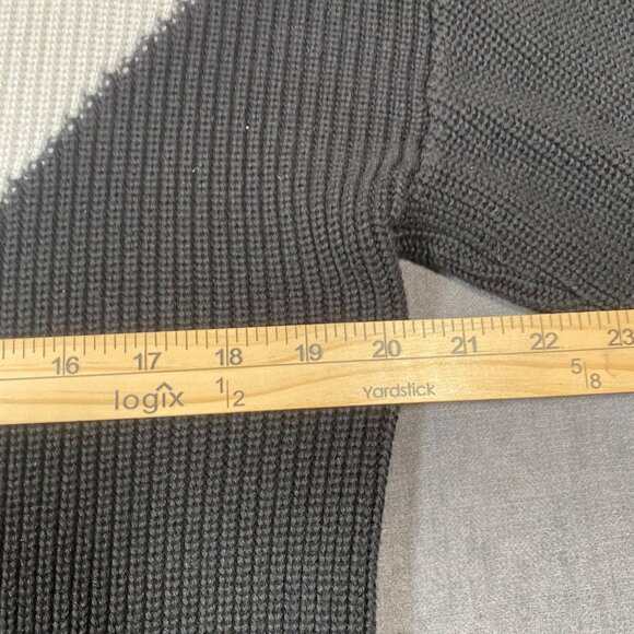 Pink Lily Colorblock Knit Crewneck Sweater Pullover Womens size Medium - Picture 9 of 9